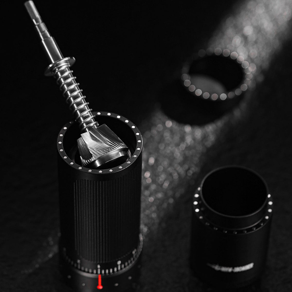 Blade R3 Manual Grinder Black- walnut handle - MHW-3BOMBER