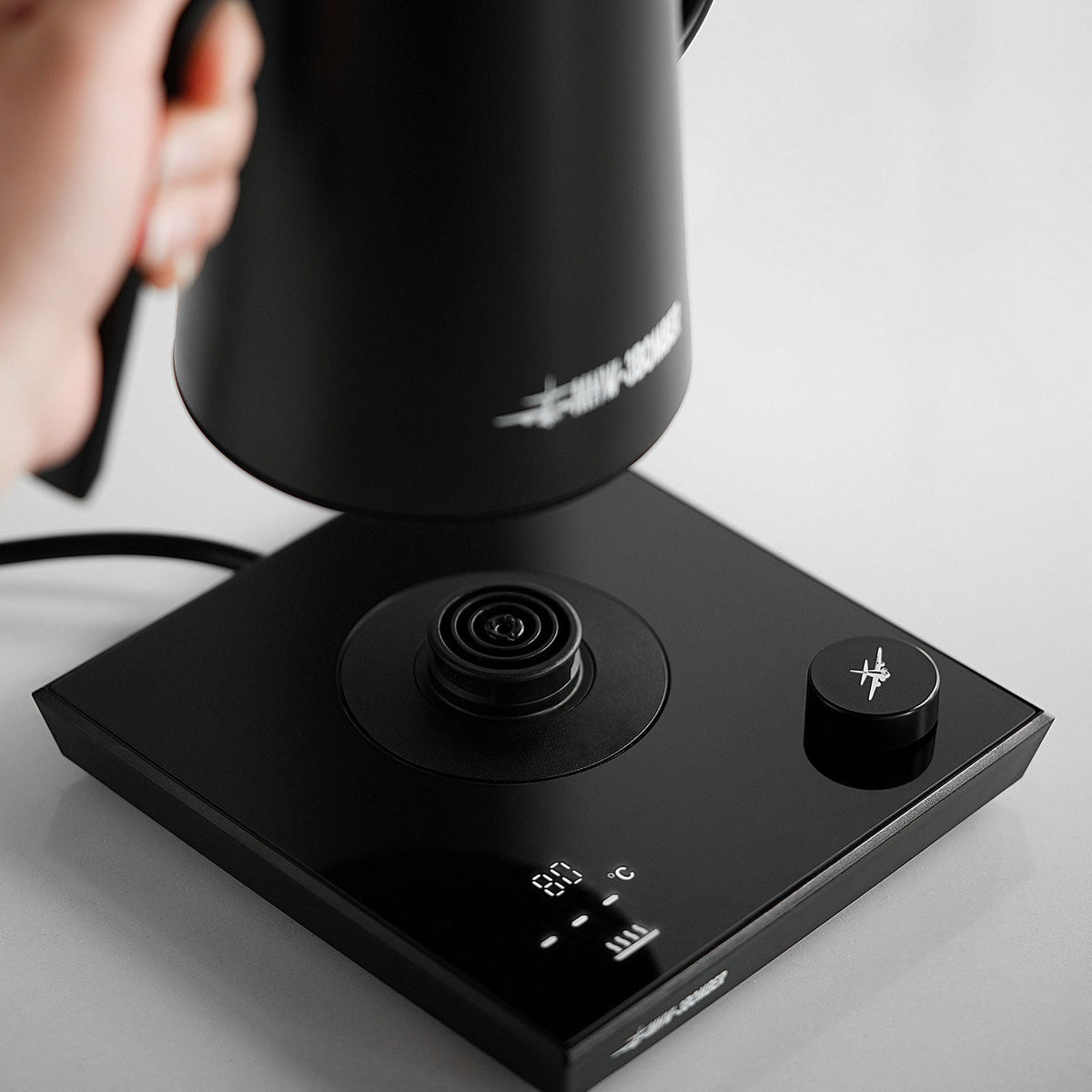 Assassin electric pour over kettle 220v-1200w-600ml-CN-black - MHW-3BOMBER